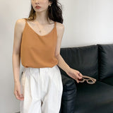 上質Vネックキャミ