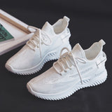 メッシュスニーカー