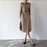 クラシカルトレンチコート