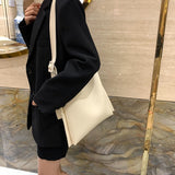 フェイクレザートートバッグ