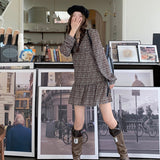 Vネック小花柄ワンピース