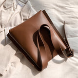 フェイクレザートートバッグ