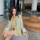 ポケットデザインオーバージャケット