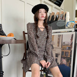 Vネック小花柄ワンピース