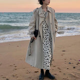 オーバートレンチコート