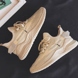 メッシュスニーカー