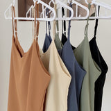 上質Vネックキャミ