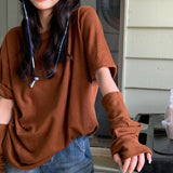 アームウォーマー付きTシャツ