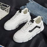 デイリーマッチスニーカー