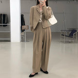 ショートジャケット&ダブルタックパンツセットアップ