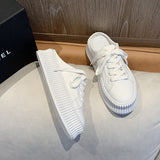 ビスケットスニーカーサンダル