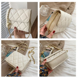 ゴールドチェーンキルトバッグ