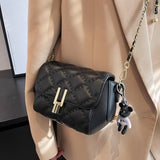 フェイクレザーチェーンショルダーバッグ