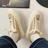 キャンバスカジュアルスニーカー