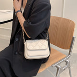 フラップショルダーバッグ