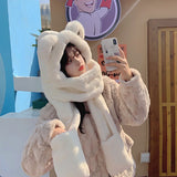 マフラー付きクマ耳ハット
