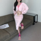 ポイント刺繍ニットアップ