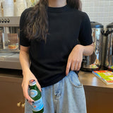 モックネックカラーTシャツ