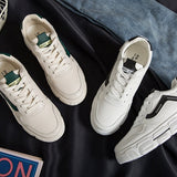 デイリーマッチスニーカー