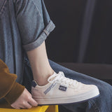 スクールタグスニーカー