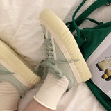 キャンバスカジュアルスニーカー