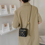 ゴードルチェーンバニティバッグ