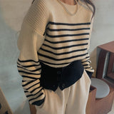 ボーダーウエストボタンニット