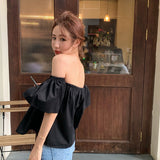 オフショルダーブラウス