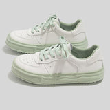 ライムグリーンスニーカー