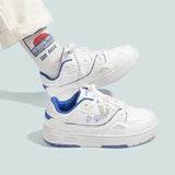 プラットフォームスニーカー