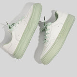 ライムグリーンスニーカー