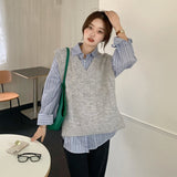 Vフロントオーバーラップニットベスト