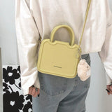 ビスケットショルダーバッグ