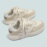 プラットフォームスニーカー