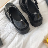 ラウンドトゥローファー