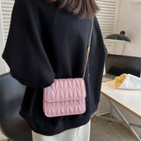 変形キルトフラップバッグ