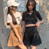 レースアッププリーツスカート