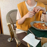 【7色展開】シンプルVネックベスト