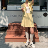 半袖ジャケット&プリーツスカート