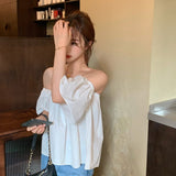 オフショルダーブラウス