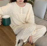 ゆったりドットルームウェア