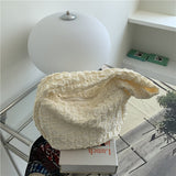 エンボス加工ショルダーバッグ