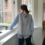 Vフロントオーバーラップニットベスト