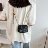 変形キルティングバッグ