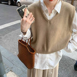 【7色展開】シンプルVネックベスト