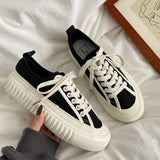 キャンバスカジュアルスニーカー