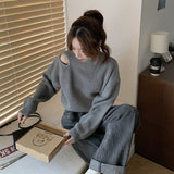 ショルダーカットリブニット