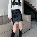 アシメギャザーフェイクレザースカート