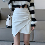 アシメギャザーフェイクレザースカート