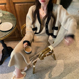 バイカラーカーディガン&ニットワンピース